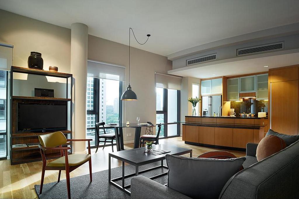 E&O Residences Kuala Lumpur Esterno foto A living room in a serviced apartment in Singapore