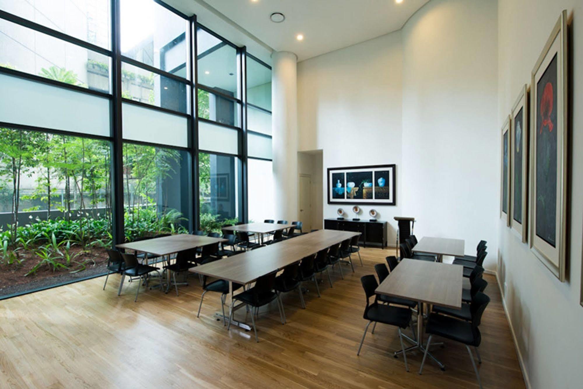 E&O Residences Kuala Lumpur Esterno foto The boardroom at the National Institute of Dramatic Art